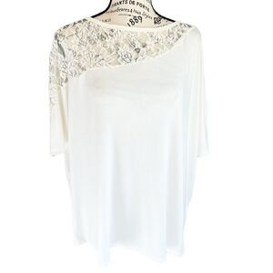 blue/Gray Los Angeles Lace Accent Blouse in Ivory